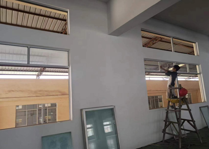 玻璃門(mén)窗翻新