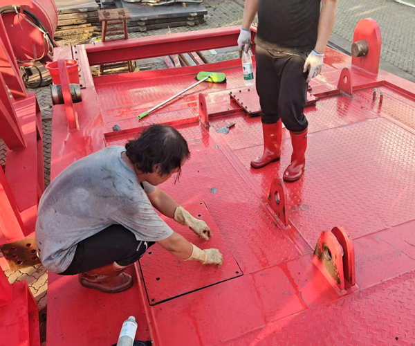 重型設(shè)備清洗